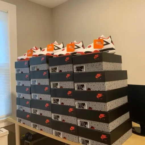 where to buy sneaker pallets Netherlands