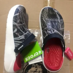 buy crocs shoes liquidation pallets in Netherlands