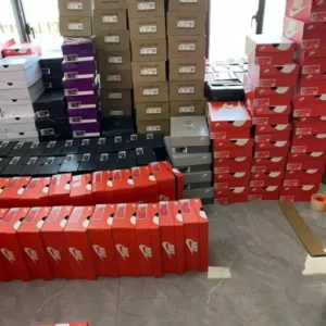 sneaker overstock pallets Netherlands