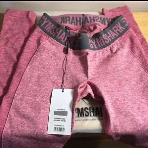 buy Gymshark fitness clothing pallets in Netherlands