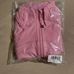 lululemon athletica clothing pallets