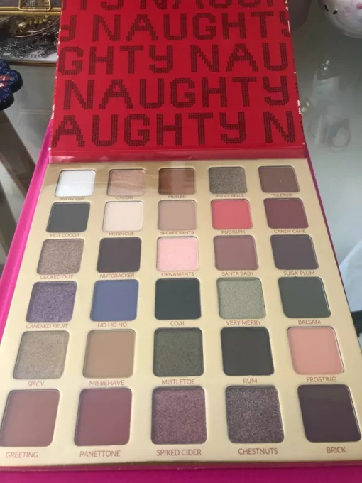 buy cosmetic liquidation pallets in Netherlands