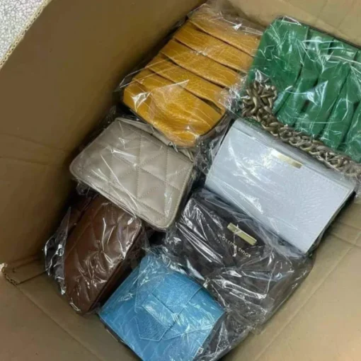buy women's handbags liquidation pallets in Netherlands