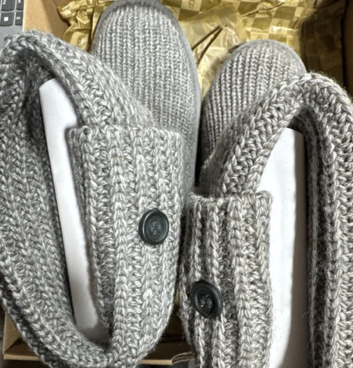buy UGG boots liquidation pallets in Netherlands