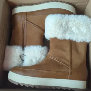 wholesale UGG boots pallets Europe