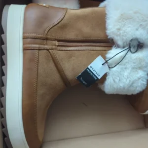 wholesale UGG boots pallets Europe